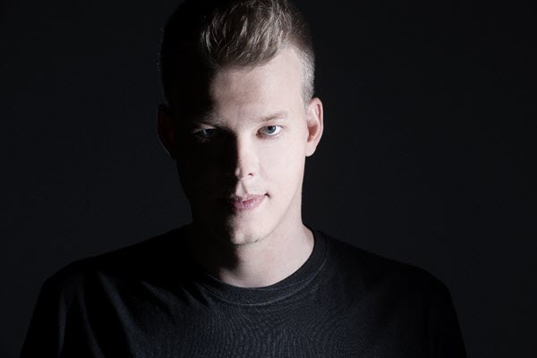 Еженедельное радиошоу Ruben de Ronde - Statement! Radio